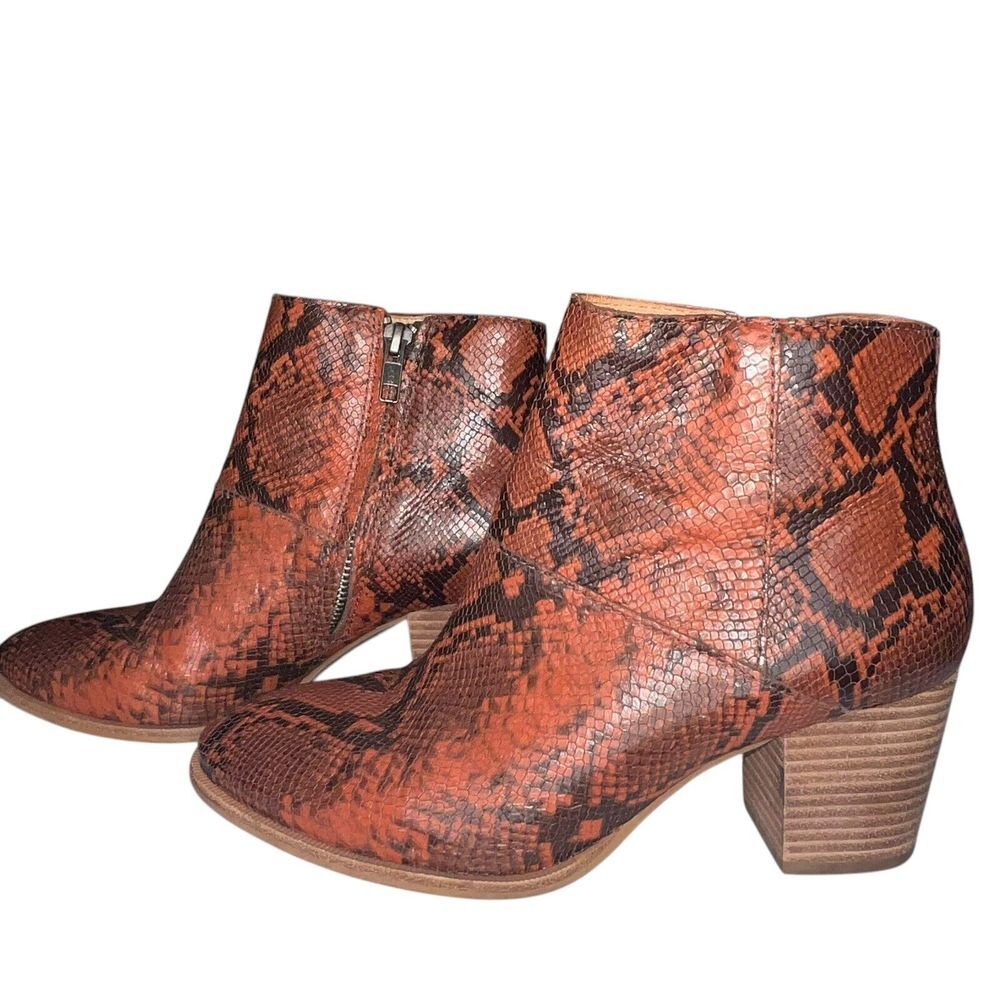 Madewell The Rosie Boot Women's Size 6.5 Red Snake Embossed Leather Ankle Bootie
